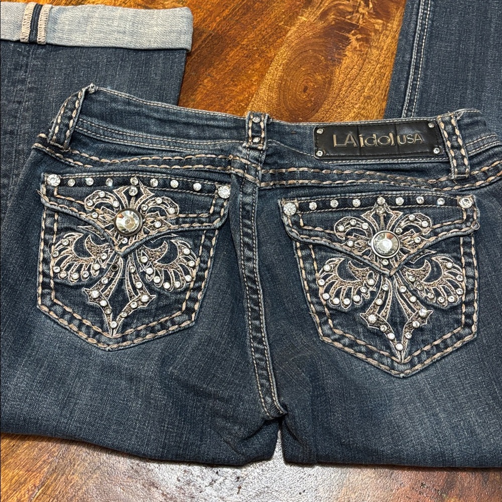 L.A. Idol Juniors Embellished Capri Jeans